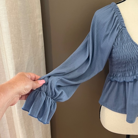 Altar'd State Denim Blue Blouse, Boho, Ruffle Sleeve, Ruched Bust, Size Large - Picture 5 of 11